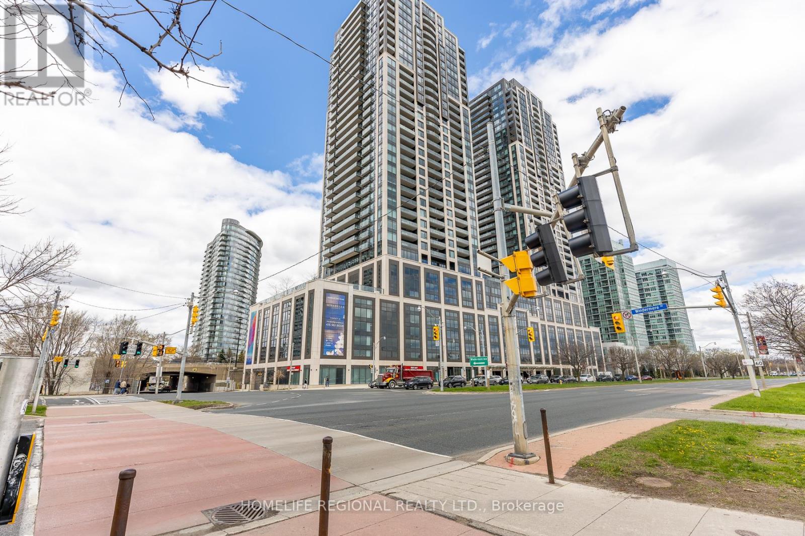 204 - 15 Windermere Avenue, Toronto, Ontario  M6S 5A2 - Photo 48 - W13078424