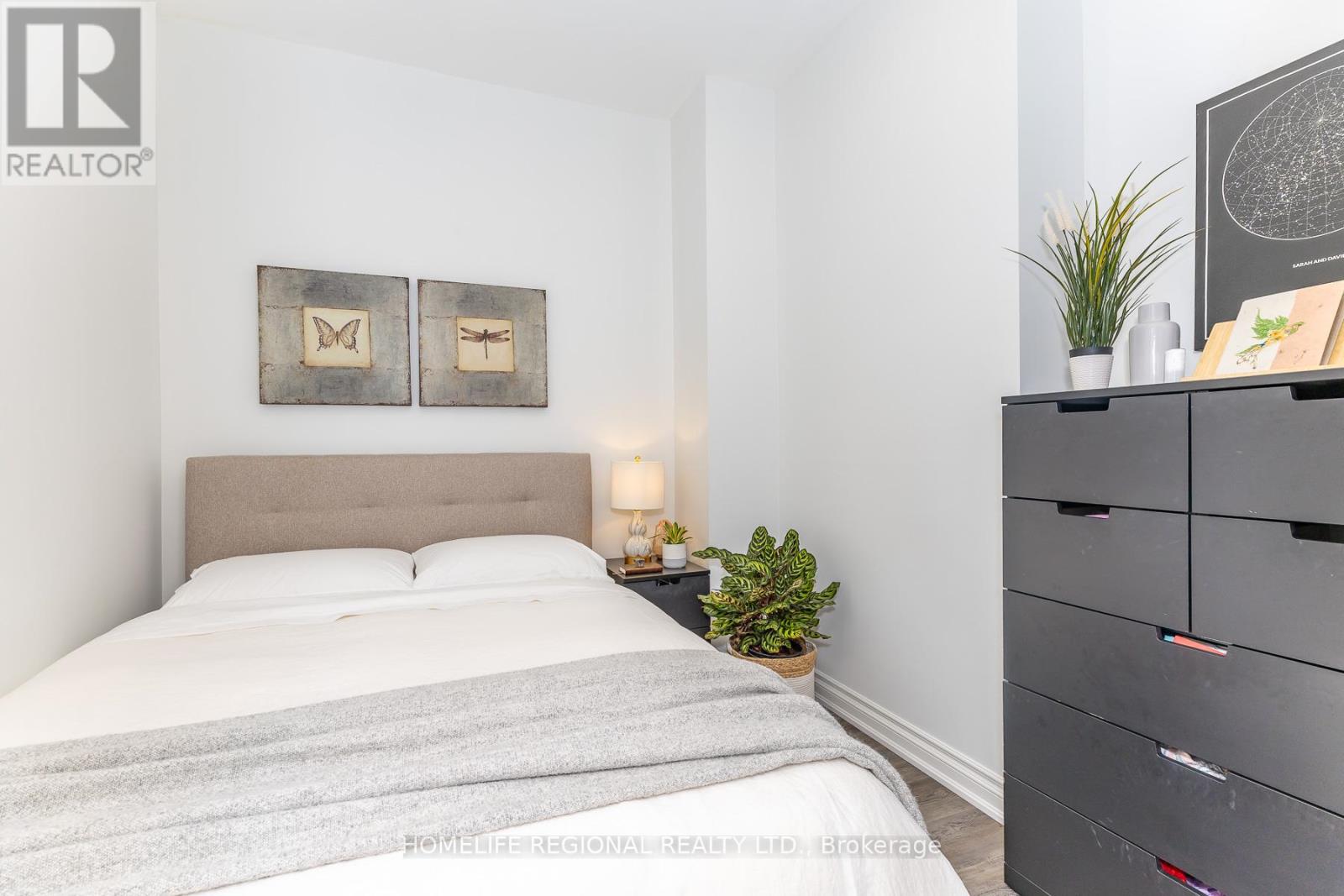 204 - 15 Windermere Avenue, Toronto, Ontario  M6S 5A2 - Photo 6 - W13078424