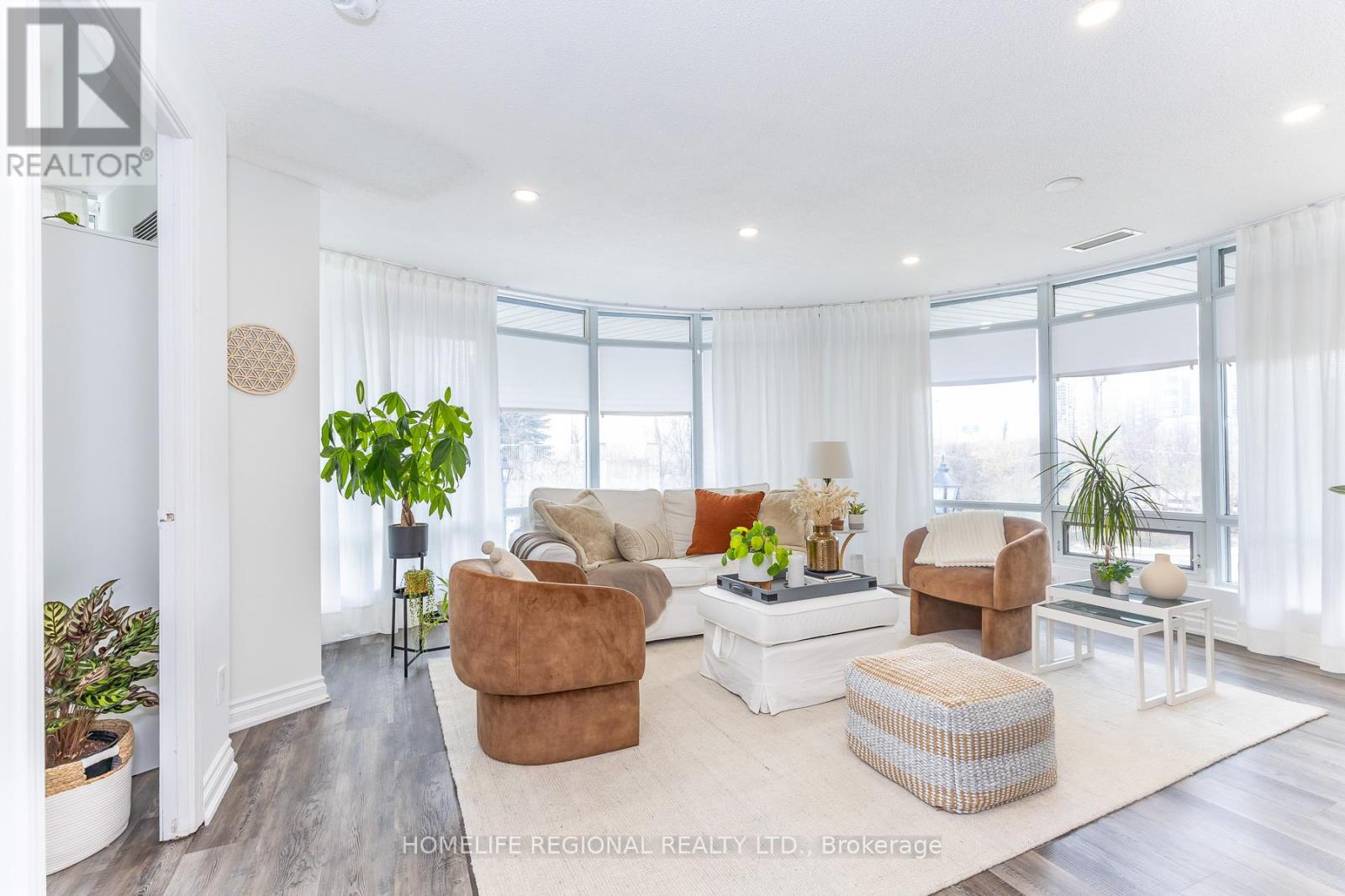 204 - 15 Windermere Avenue, Toronto, Ontario  M6S 5A2 - Photo 8 - W13078424