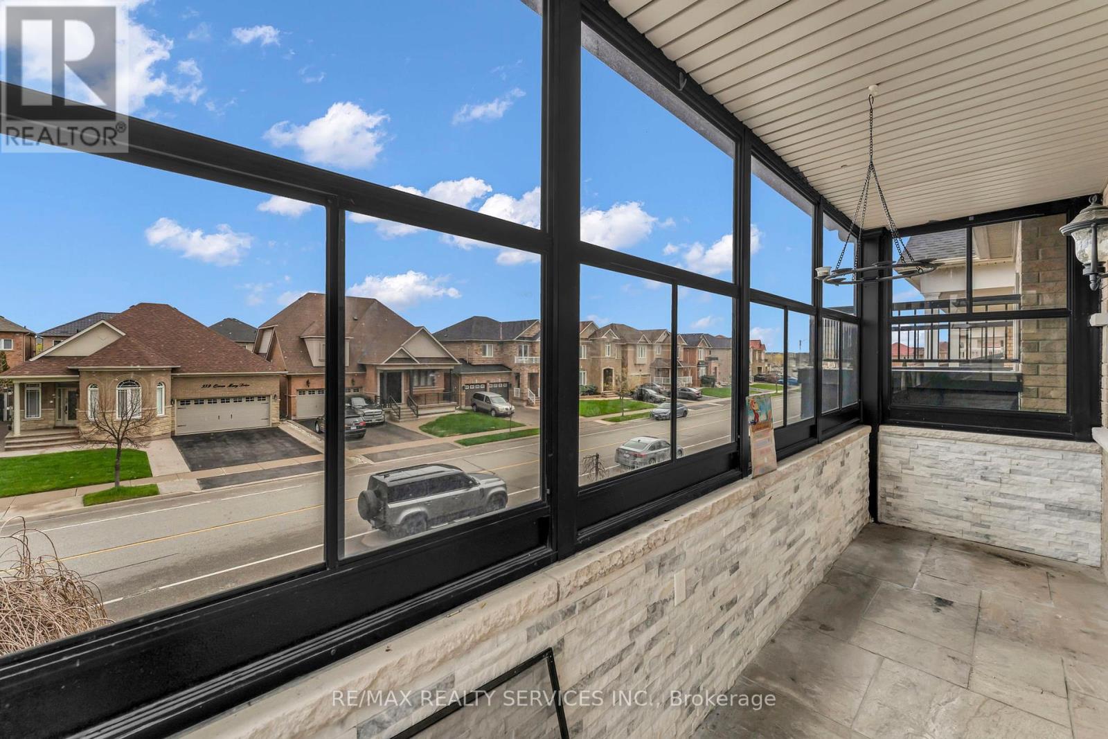 364 Queen Mary Drive, Brampton, Ontario  L7A 3T1 - Photo 12 - W13078488