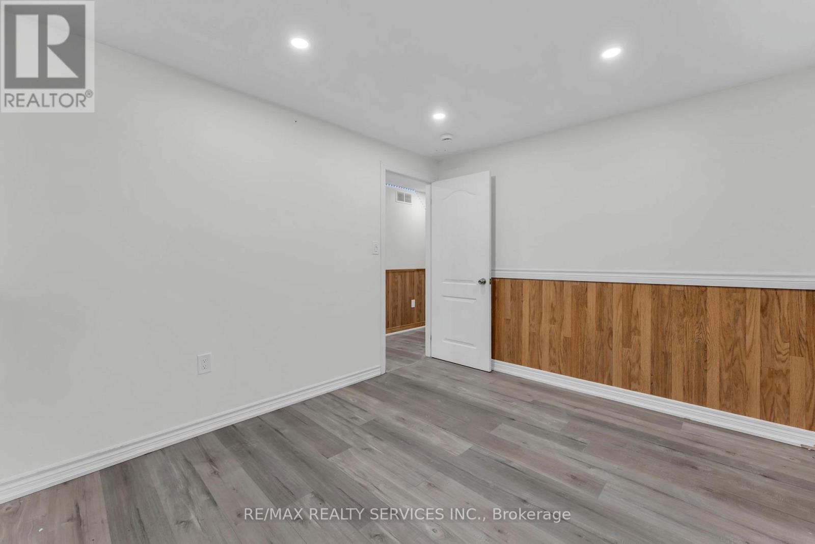 364 Queen Mary Drive, Brampton, Ontario  L7A 3T1 - Photo 33 - W13078488