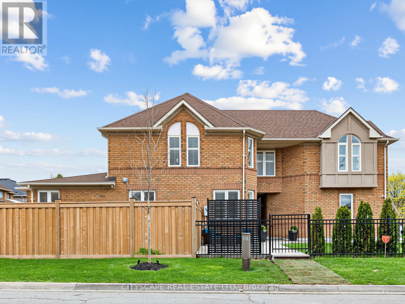 3671 Forest Bluff Crescent, Mississauga, Ontario  L5N 7W7 - Photo 36 - W13078562