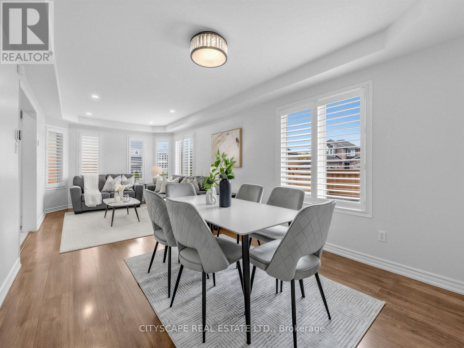 3671 Forest Bluff Crescent, Mississauga, Ontario  L5N 7W7 - Photo 8 - W13078562
