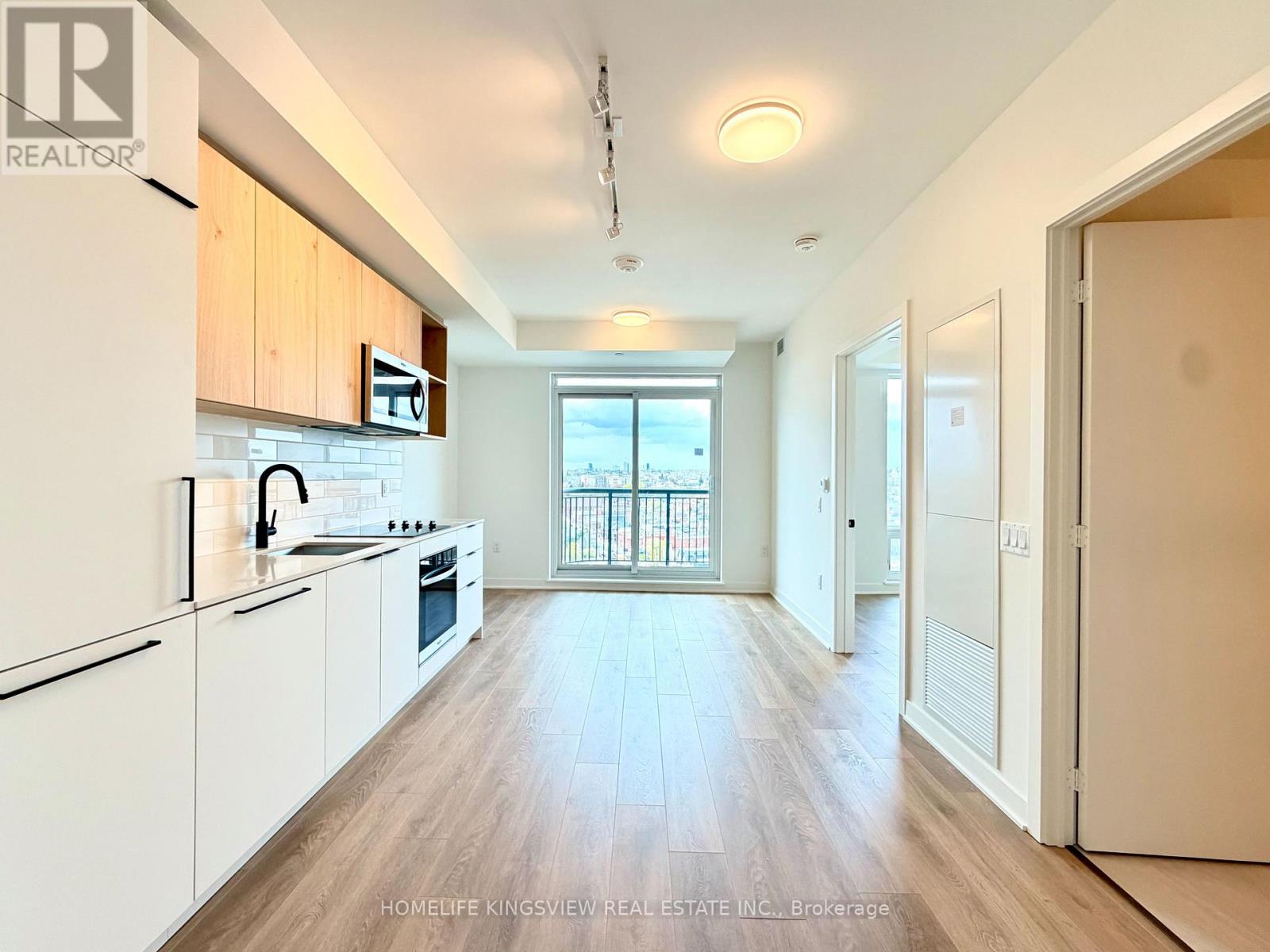 1204 - 1185 Dupont Street, Toronto, Ontario  M6H 0G5 - Photo 3 - W13078606