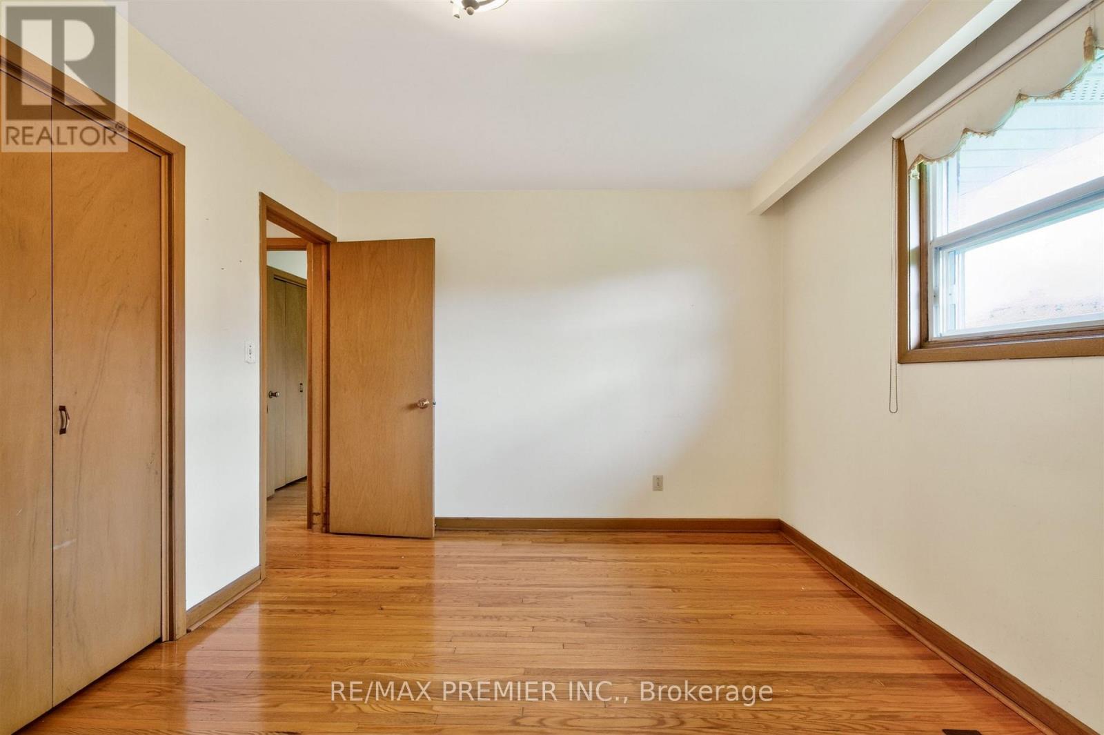 506 Rathburn Road, Toronto, Ontario  M9C 3S8 - Photo 27 - W13078680