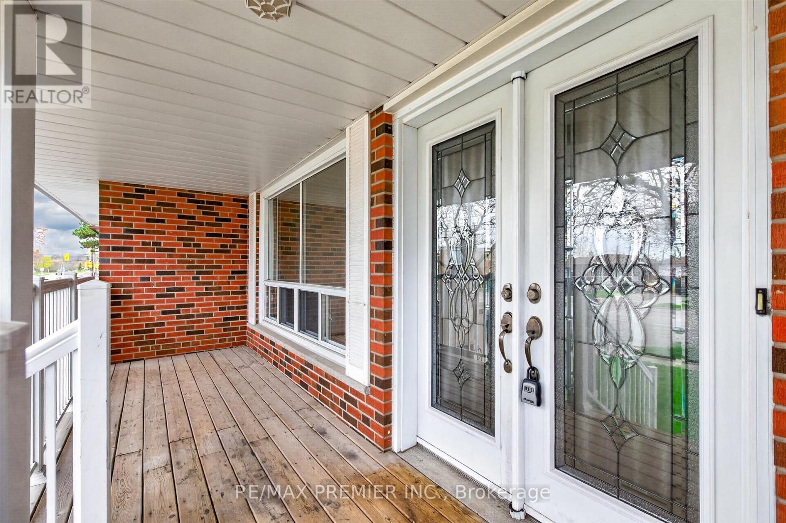 506 Rathburn Road, Toronto, Ontario  M9C 3S8 - Photo 4 - W13078680