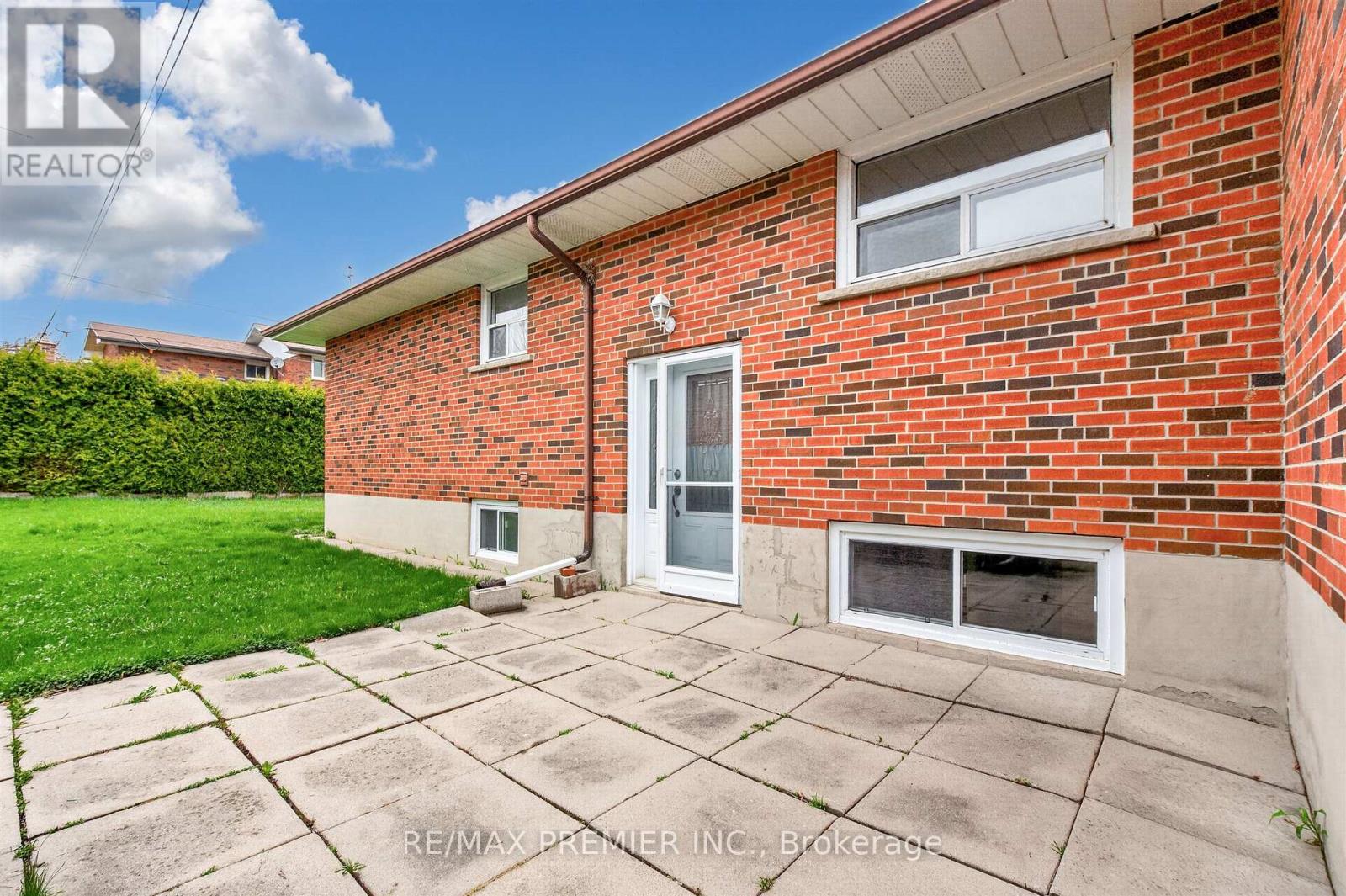506 Rathburn Road, Toronto, Ontario  M9C 3S8 - Photo 47 - W13078680