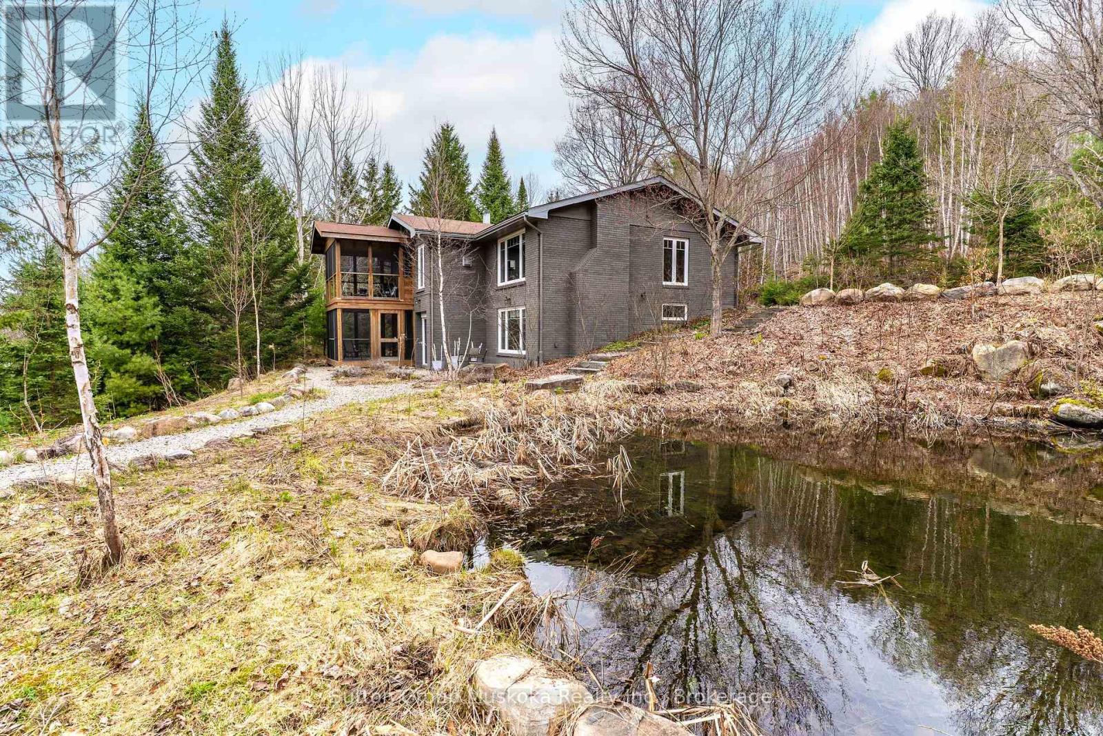 209 Swallowdale Road, Huntsville, Ontario  P1H 0A5 - Photo 3 - X13077080
