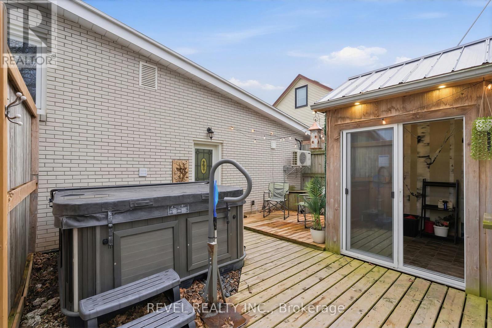92 Water Street, Woolwich, Ontario  N0B 2N0 - Photo 31 - X13020364