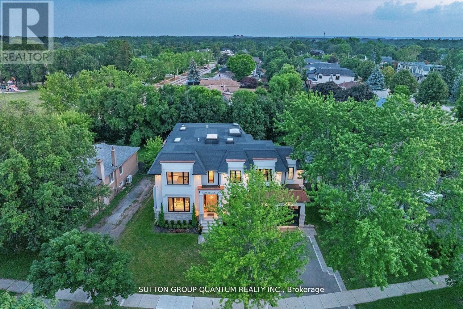 1486 Pembroke Drive, Oakville, Ontario  L6H 1V8 - Photo 49 - W13057084