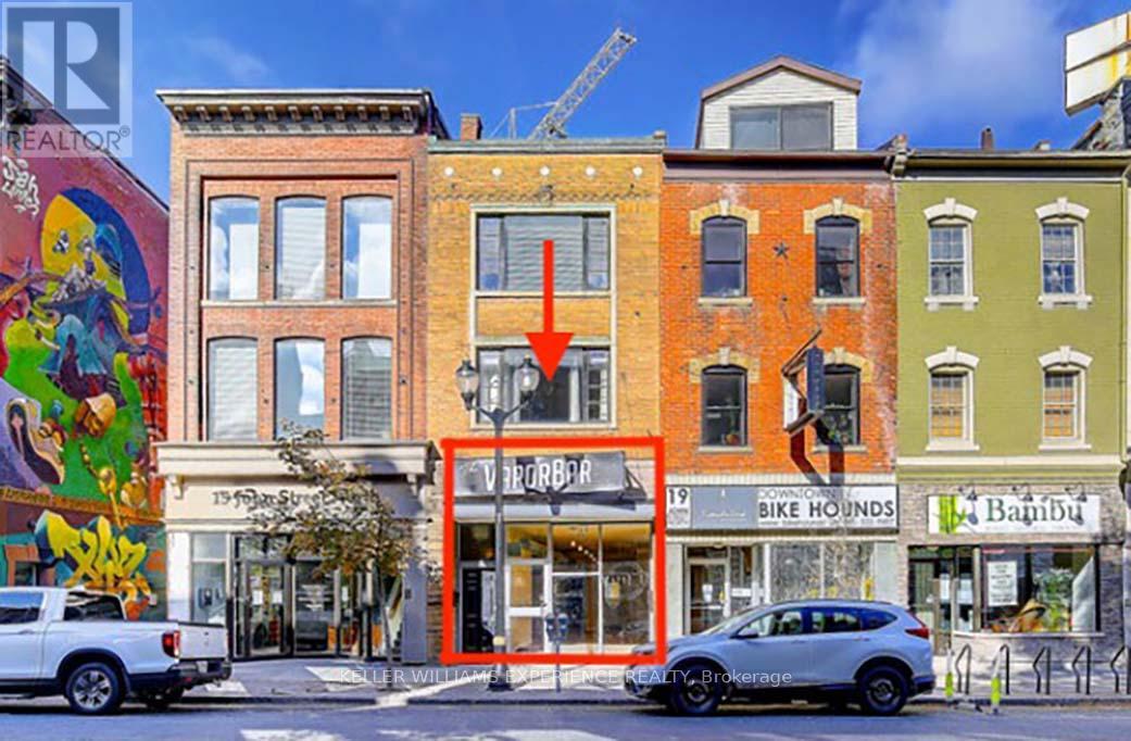 17 JOHN STREET N, Hamilton, Ontario