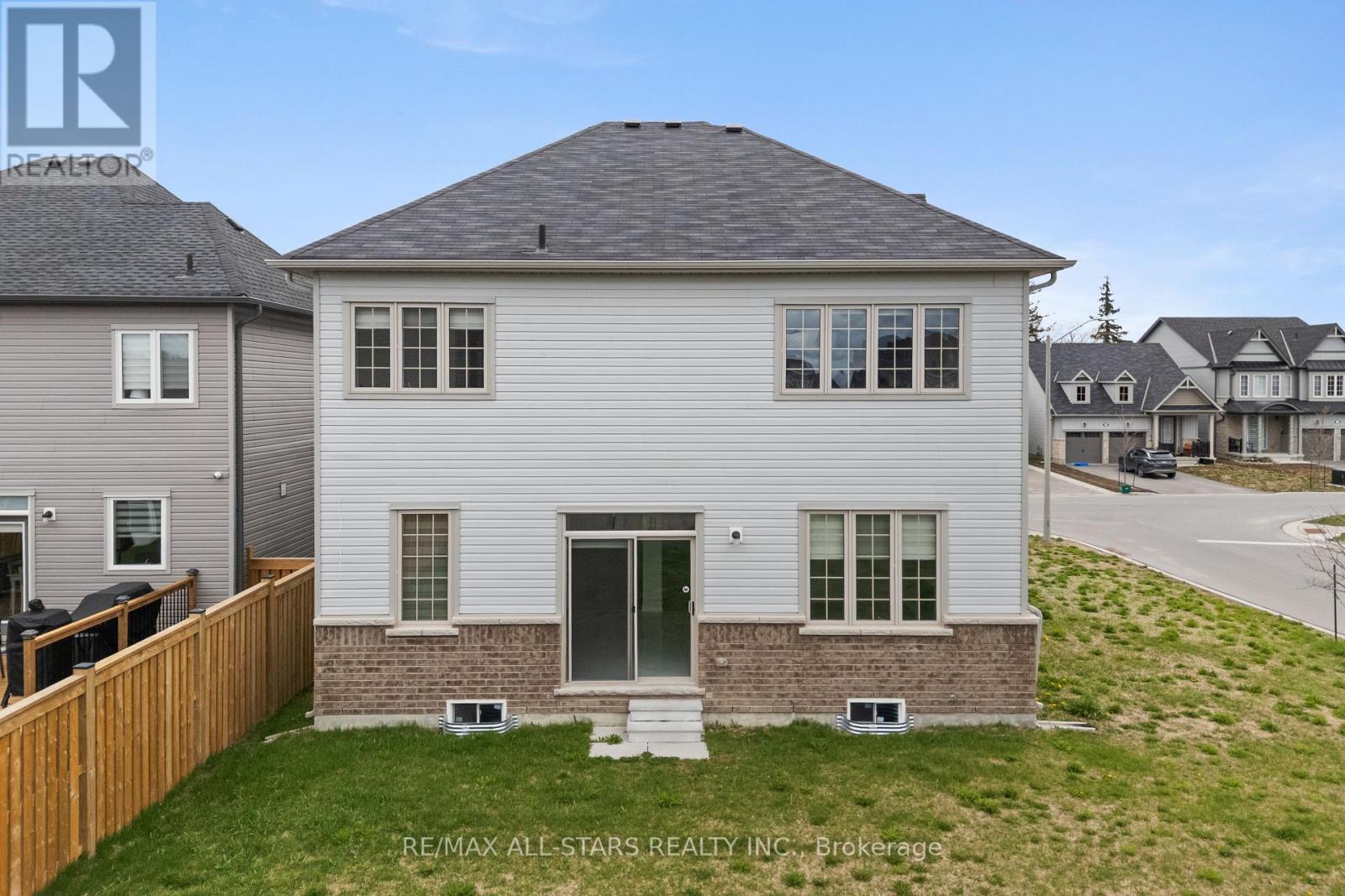 19 Hennessey Crescent, Kawartha Lakes, Ontario  K9V 0P2 - Photo 22 - X13078162