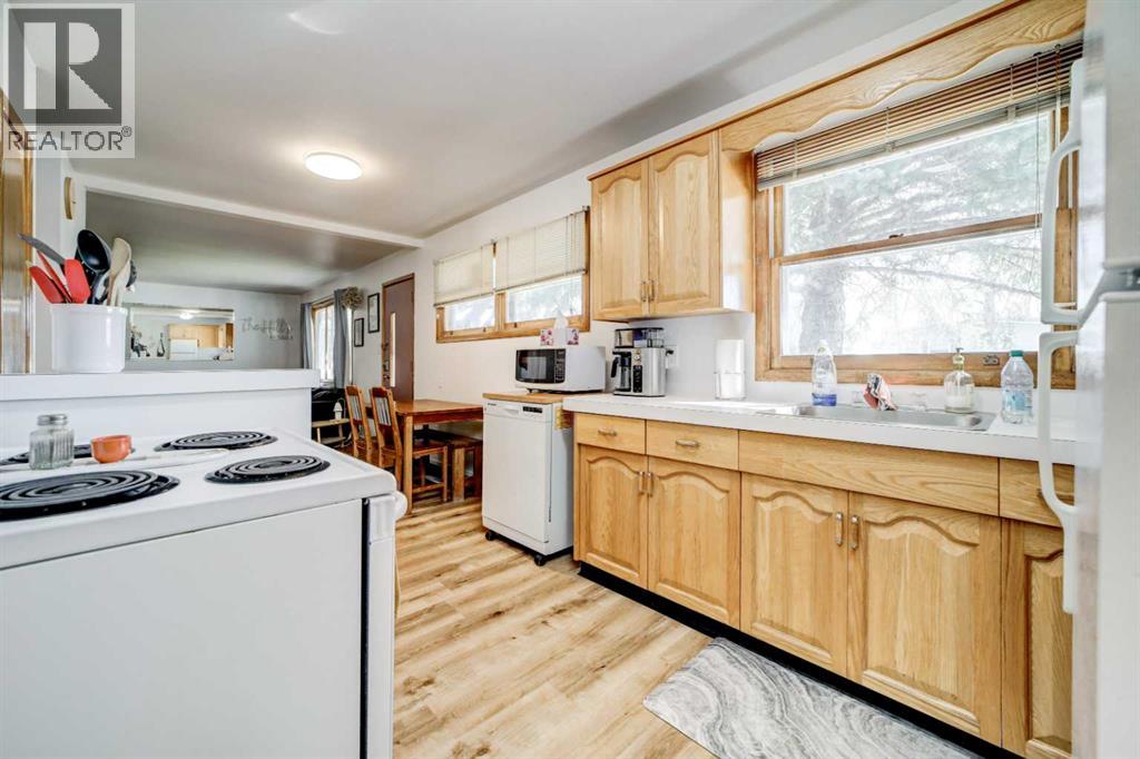1126 23  N, Lethbridge, Alberta  T1H 3T4 - Photo 11 - A2305810