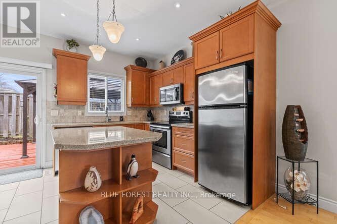 4 - 2615 Colonel Talbot Road, London South, Ontario  N6K 5B4 - Photo 13 - X13078744