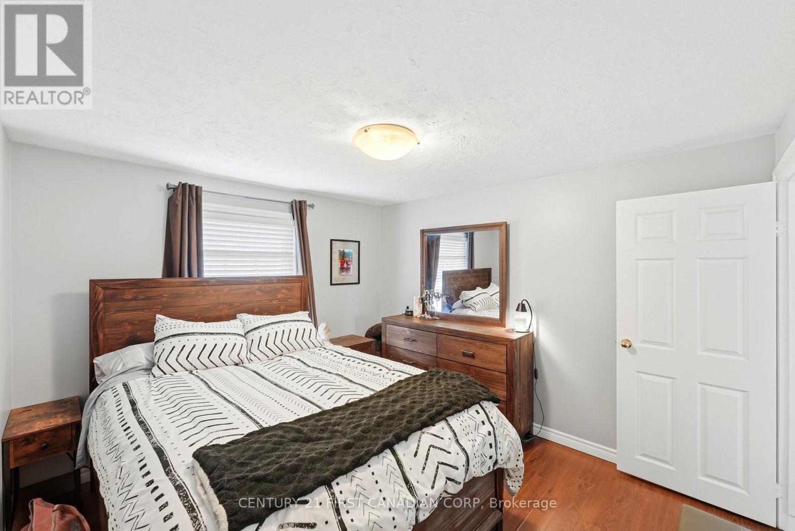 25 Glanworth Avenue, St. Thomas, Ontario  N5R 1E5 - Photo 15 - X13078862