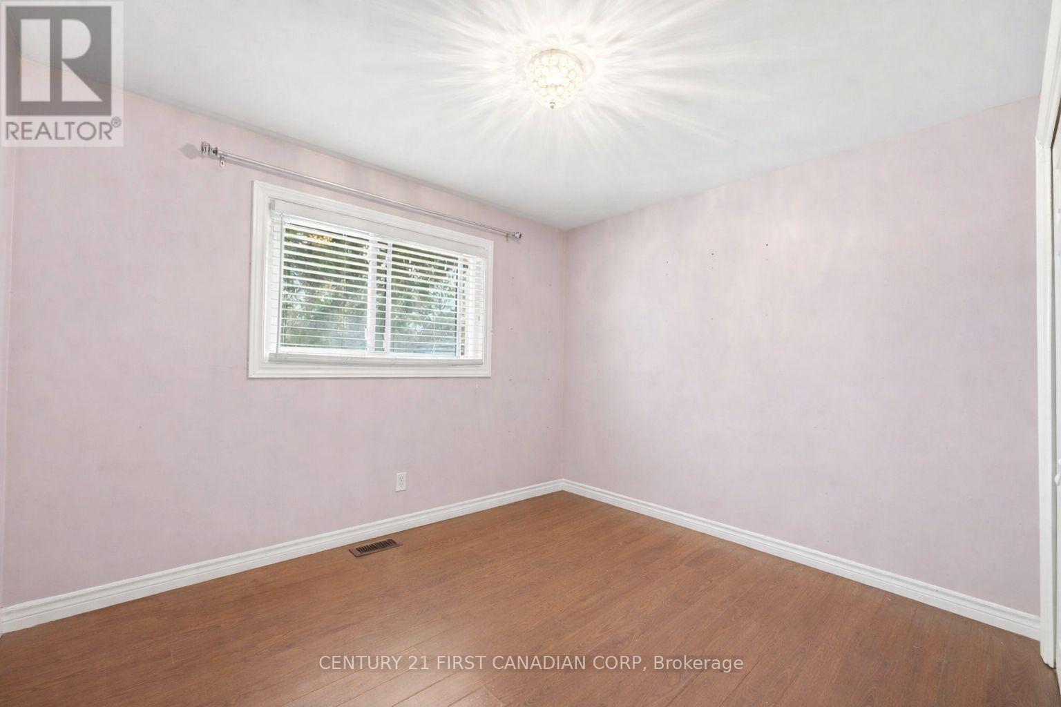 25 Glanworth Avenue, St. Thomas, Ontario  N5R 1E5 - Photo 19 - X13078862