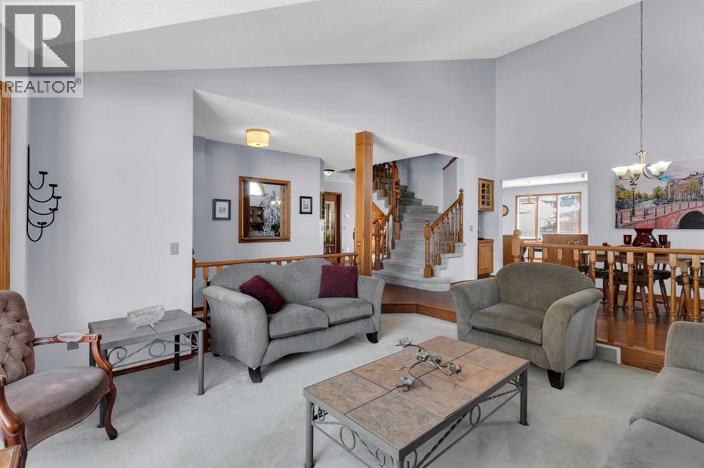 220 Woodbrook Mews Sw, Calgary, Alberta  T2W 4P8 - Photo 4 - A2298872
