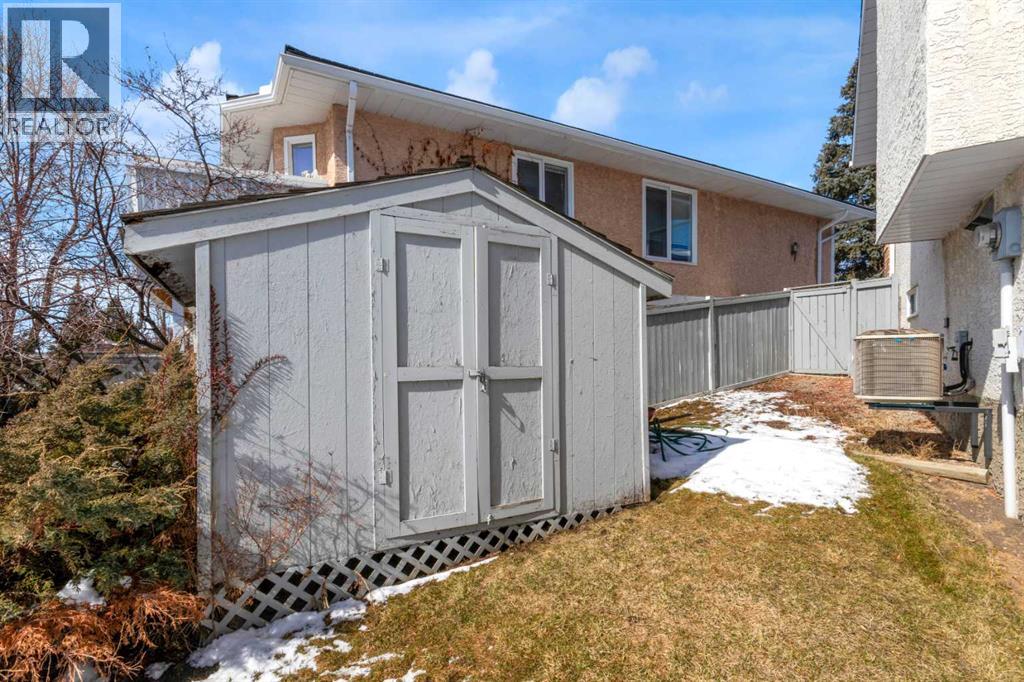 220 Woodbrook Mews Sw, Calgary, Alberta  T2W 4P8 - Photo 40 - A2298872
