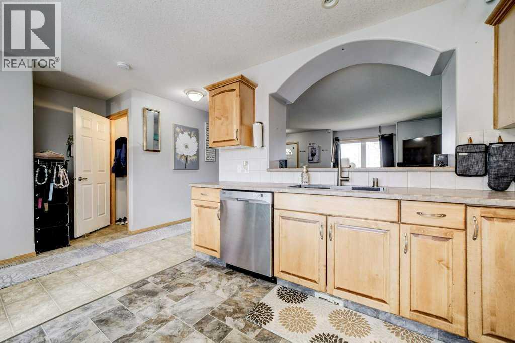 138 Lynx Cove N, Lethbridge, Alberta  T1H 6V5 - Photo 19 - A2306054