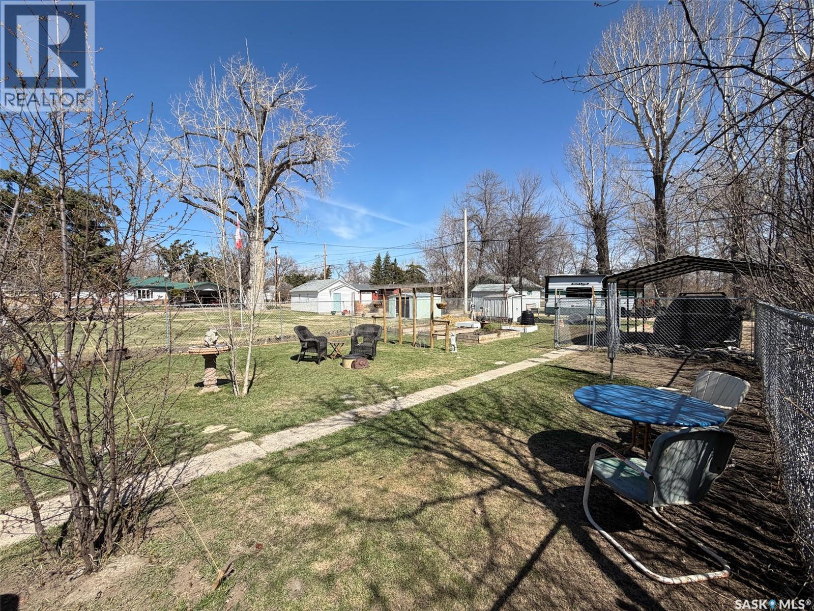227 Riverside Boulevard, Eastend, Saskatchewan  S0N 0T0 - Photo 50 - SK034776