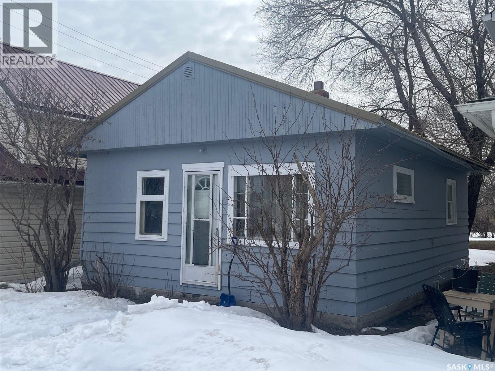 101b 1st Avenue W, Blaine Lake, Saskatchewan  S0J 0J0 - Photo 2 - SK034735
