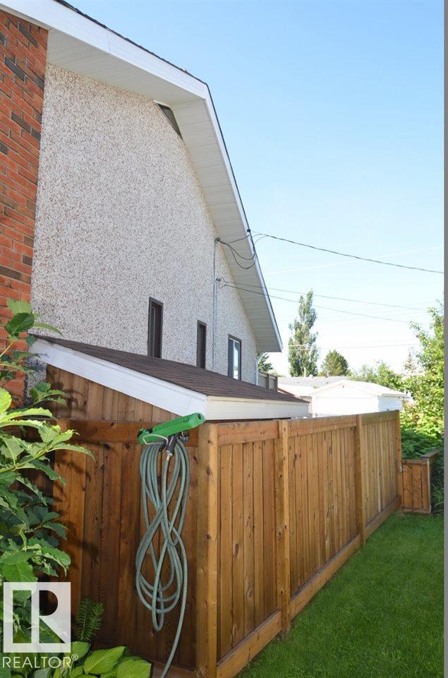4904 43a St, Barrhead, Alberta  T7N 1J5 - Photo 23 - E4485577