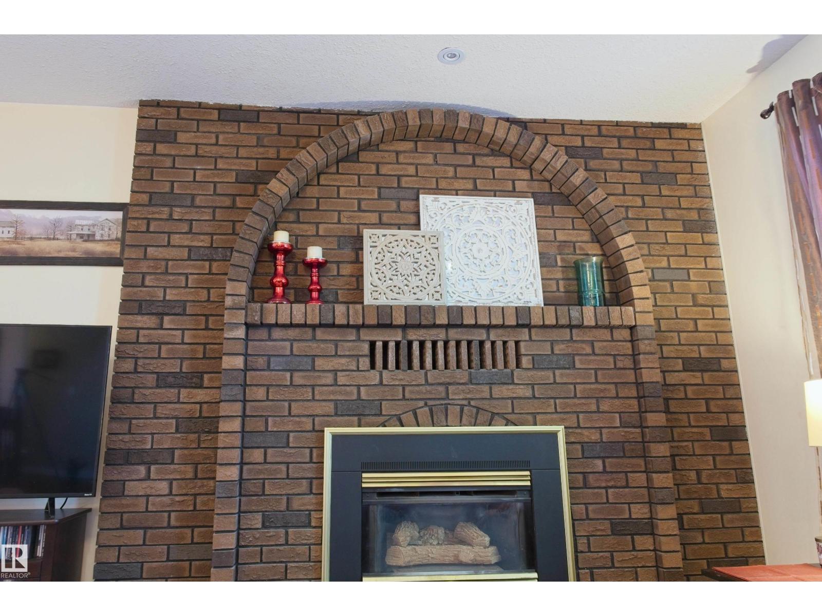 4904 43a St, Barrhead, Alberta  T7N 1J5 - Photo 9 - E4485577