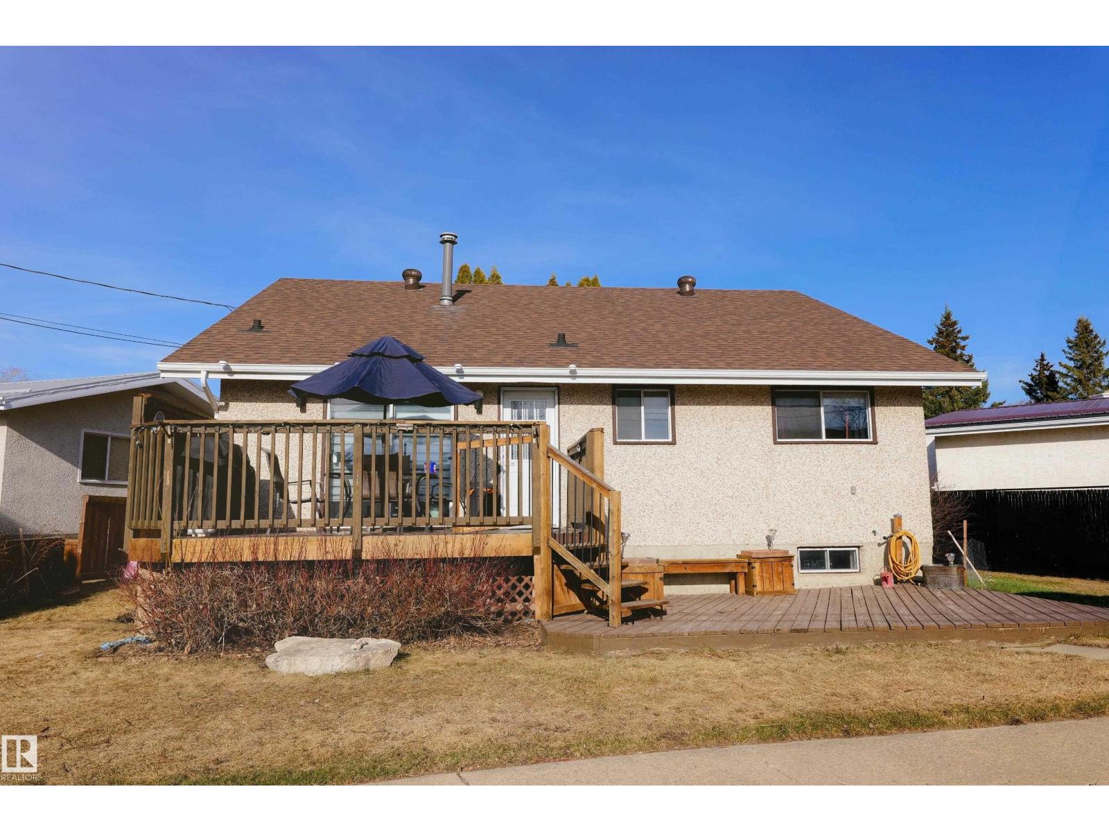 4904 43a St, Barrhead, Alberta  T7N 1J5 - Photo 64 - E4485577