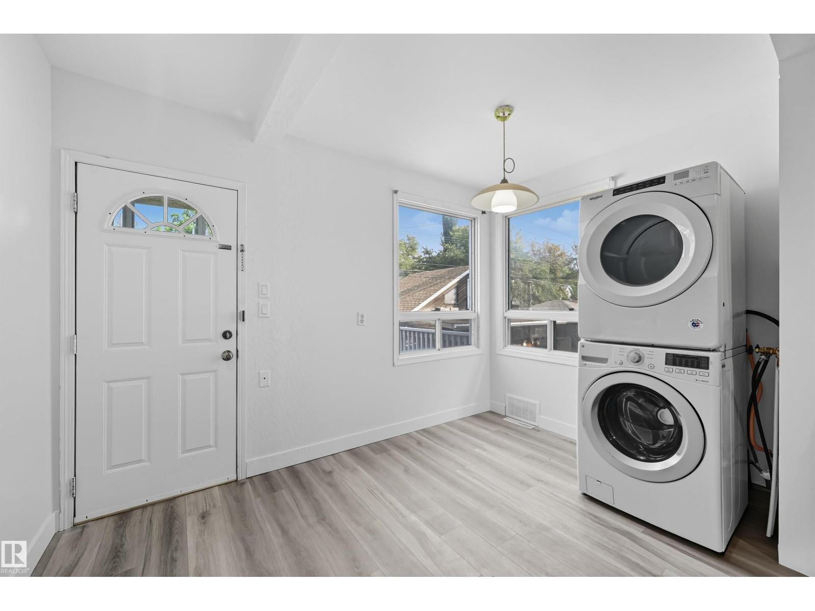 9848 87 Av NW, Edmonton, Alberta  T6E 2N6 - Photo 13 - E4476359