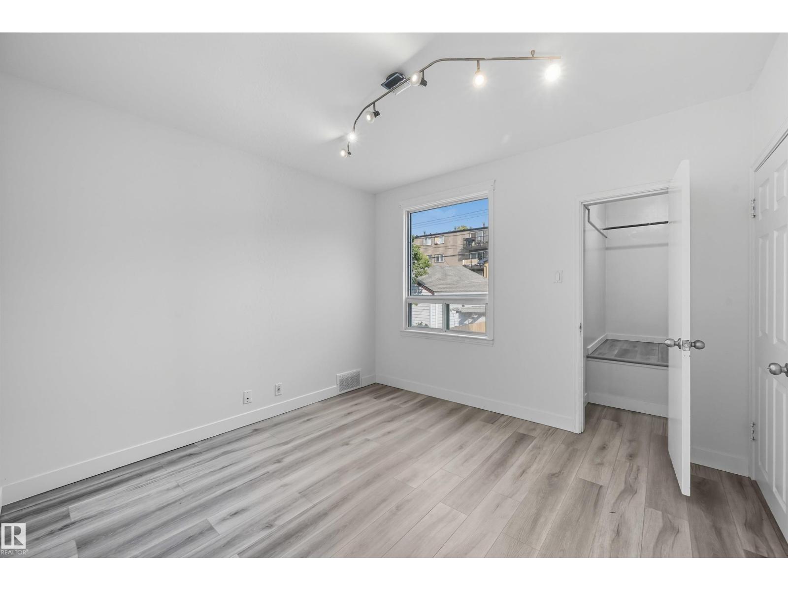 9848 87 Av NW, Edmonton, Alberta  T6E 2N6 - Photo 19 - E4476359
