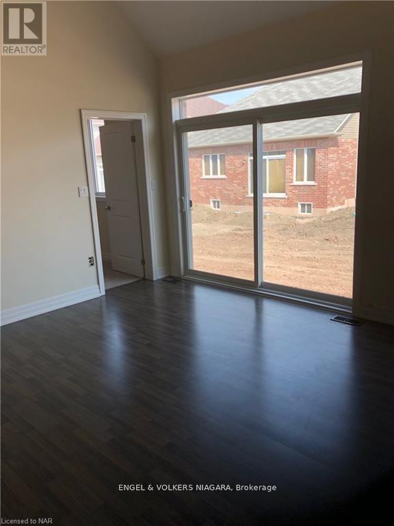4419 Shuttleworth Drive, Niagara Falls, Ontario  L2G 0X5 - Photo 10 - X13078738