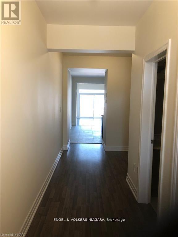 4419 Shuttleworth Drive, Niagara Falls, Ontario  L2G 0X5 - Photo 2 - X13078738
