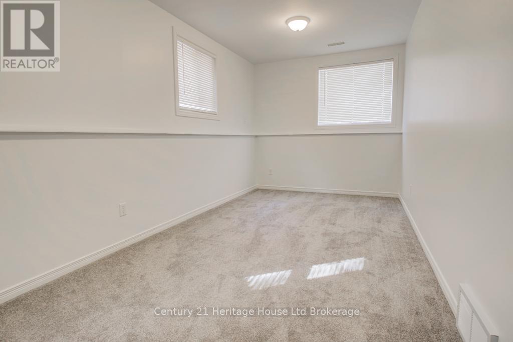 Lower - 120 Rolph Street, Tillsonburg, Ontario  N4G 3Y6 - Photo 10 - X13078832