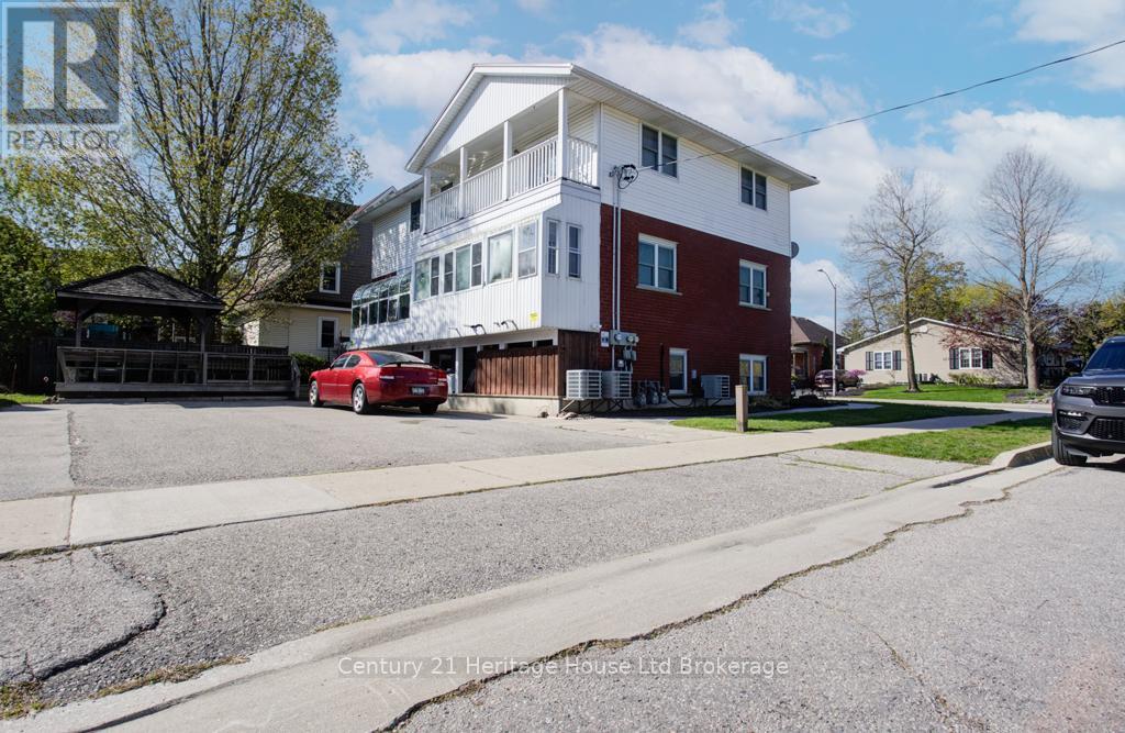 Lower - 120 Rolph Street, Tillsonburg, Ontario  N4G 3Y6 - Photo 13 - X13078832