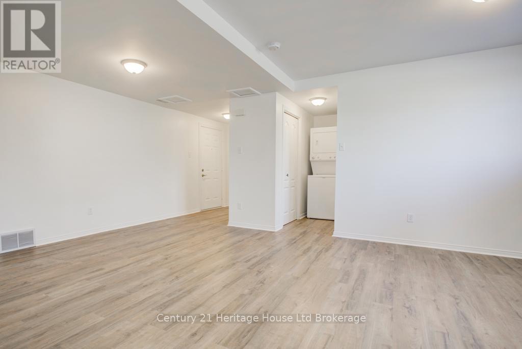 Lower - 120 Rolph Street, Tillsonburg, Ontario  N4G 3Y6 - Photo 6 - X13078832