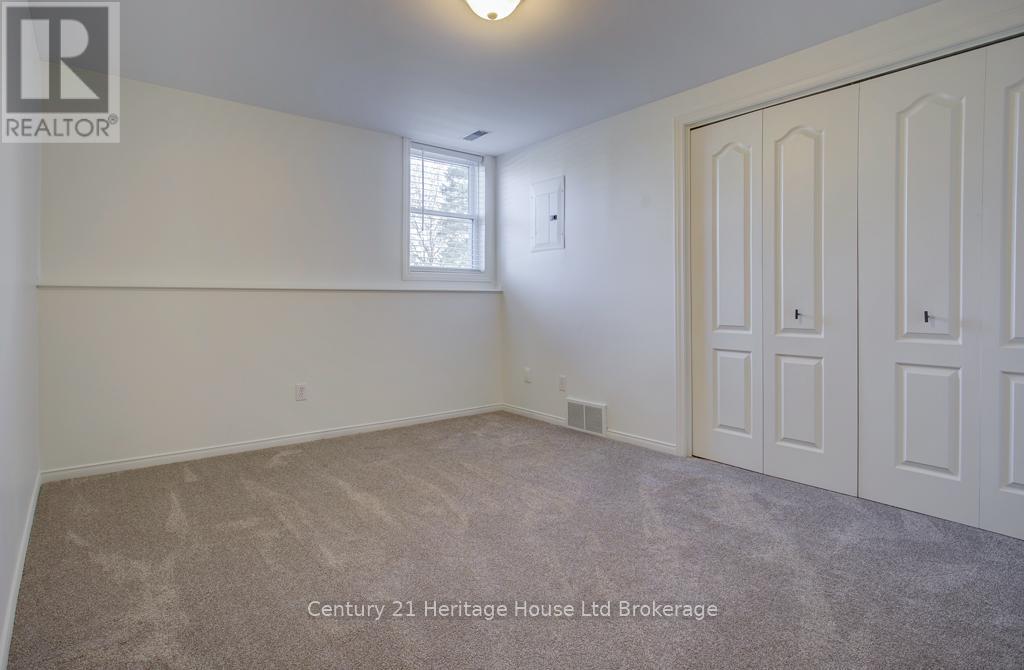 Lower - 120 Rolph Street, Tillsonburg, Ontario  N4G 3Y6 - Photo 9 - X13078832
