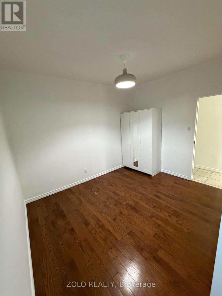 4 - 968 Bathurst Street, Toronto, Ontario  M5R 3G6 - Photo 5 - C12972712