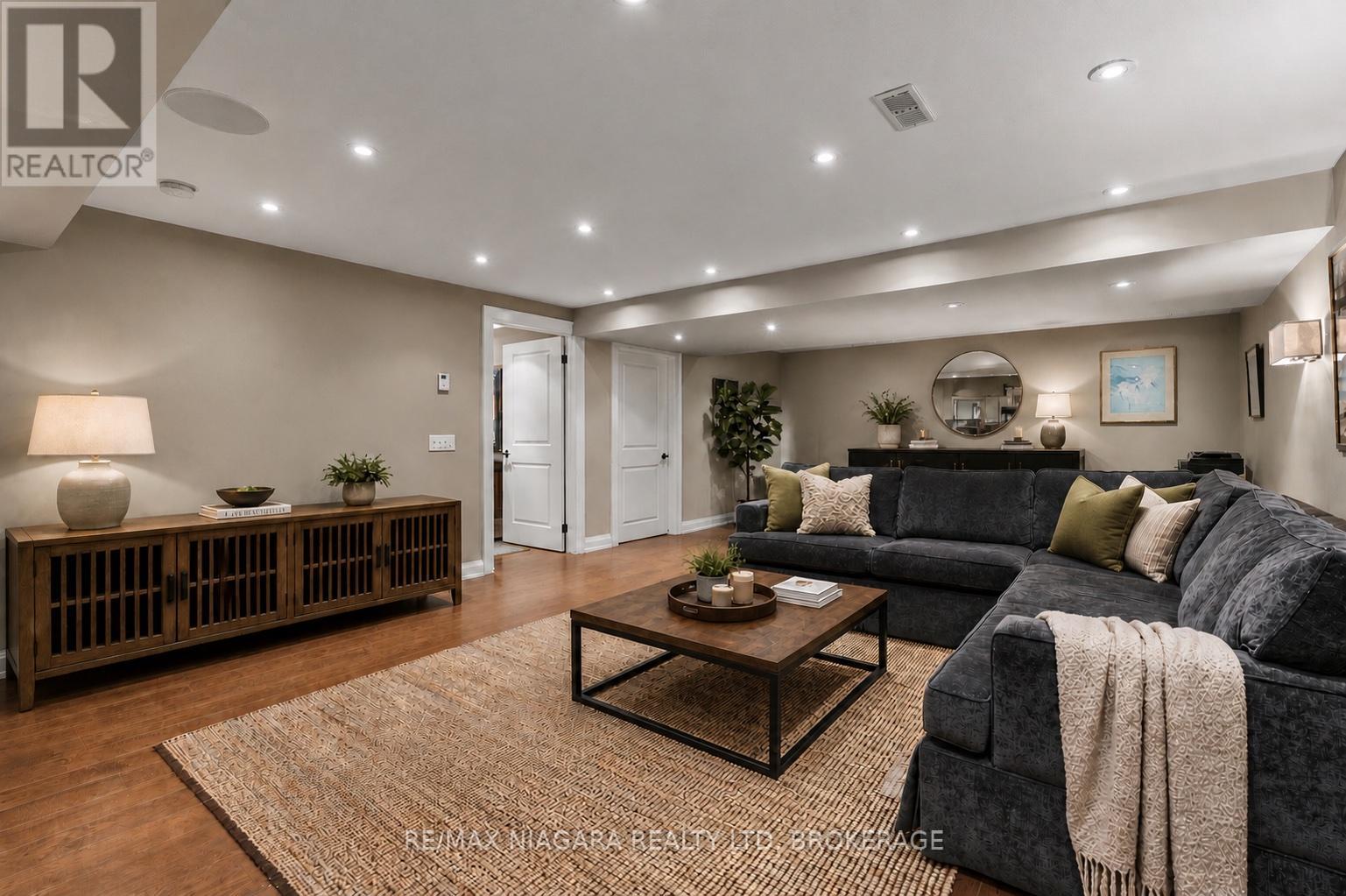272 Anne Street, Niagara-On-The-Lake, Ontario  L0S 1J0 - Photo 31 - X13072592