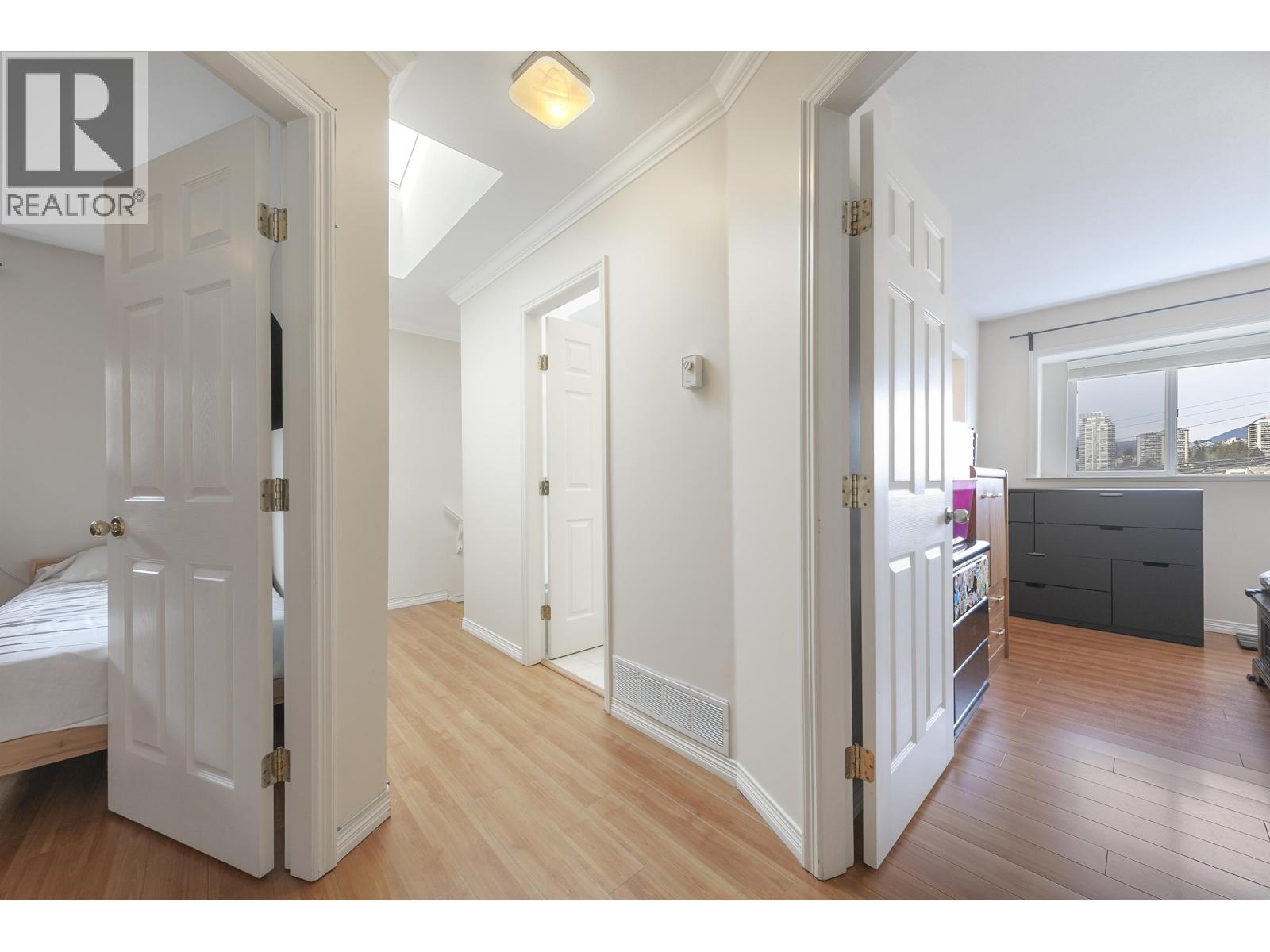 5056 Manor Street, Burnaby, British Columbia  V5G 1B5 - Photo 14 - R3118777