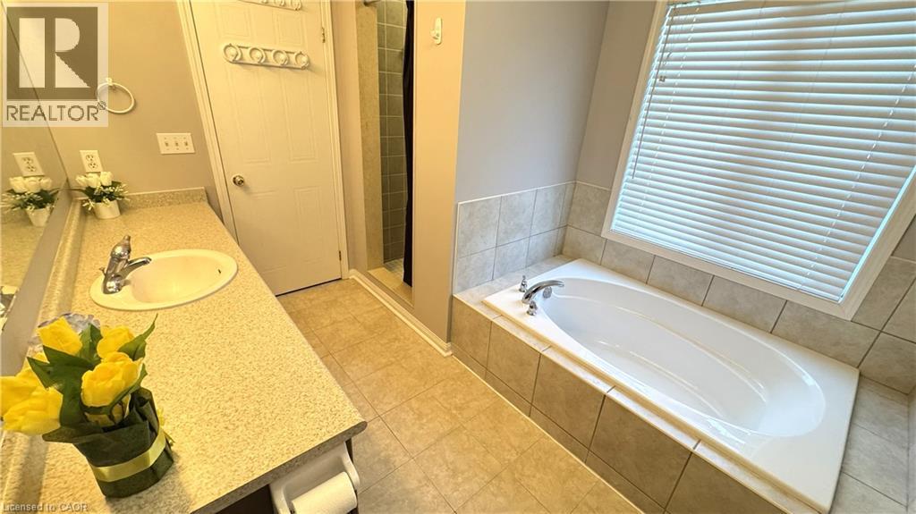 461 Garth Massey Drive, Cambridge, Ontario  N1T 2G5 - Photo 31 - 40826779