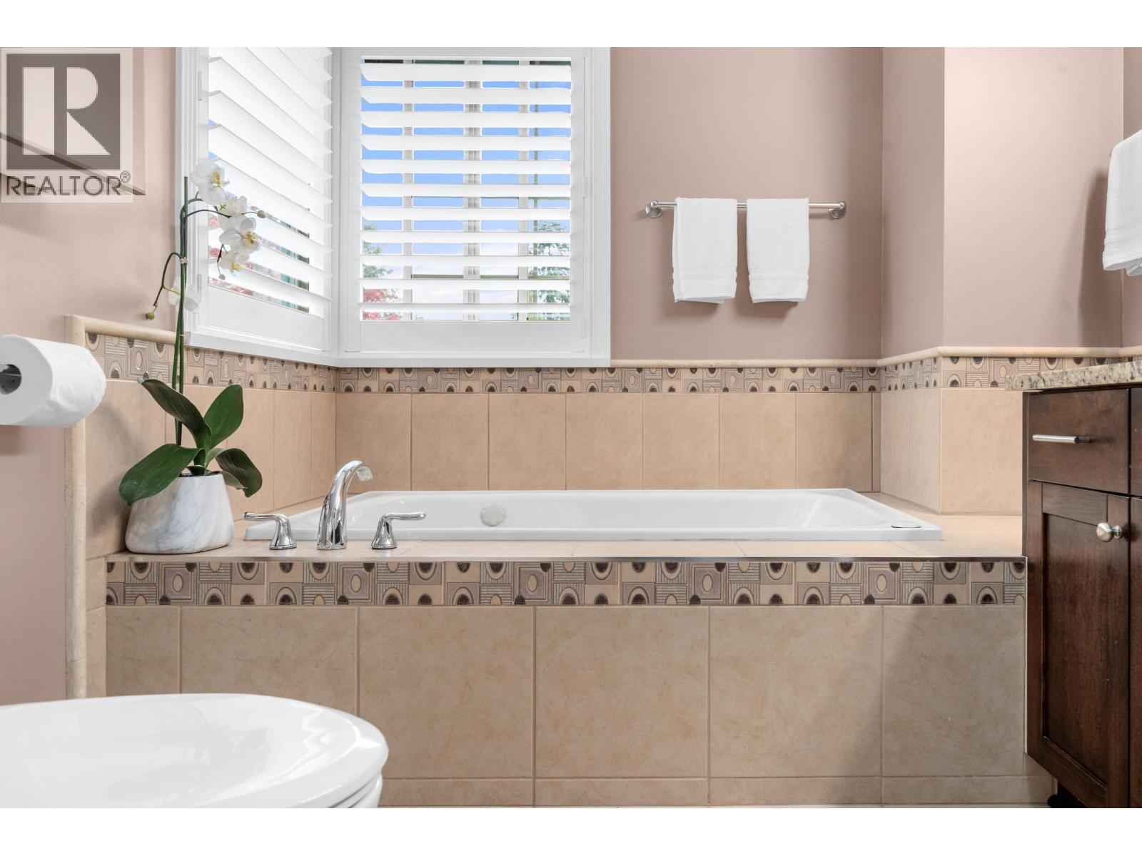1216 Plateau Drive, North Vancouver, British Columbia  V7P 2J4 - Photo 27 - R3118762
