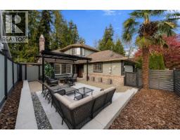 1216 PLATEAU DRIVE, North Vancouver, British Columbia