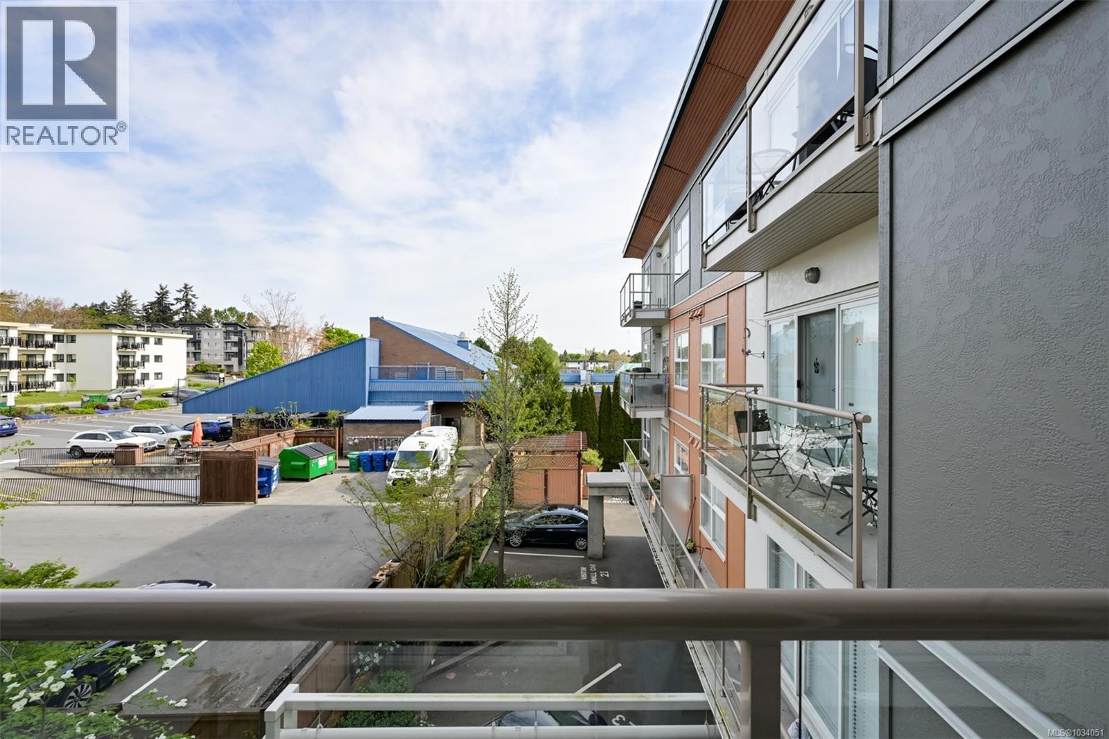 311 1550 Church Ave, Saanich, British Columbia  V8P 2H1 - Photo 6 - 1034051