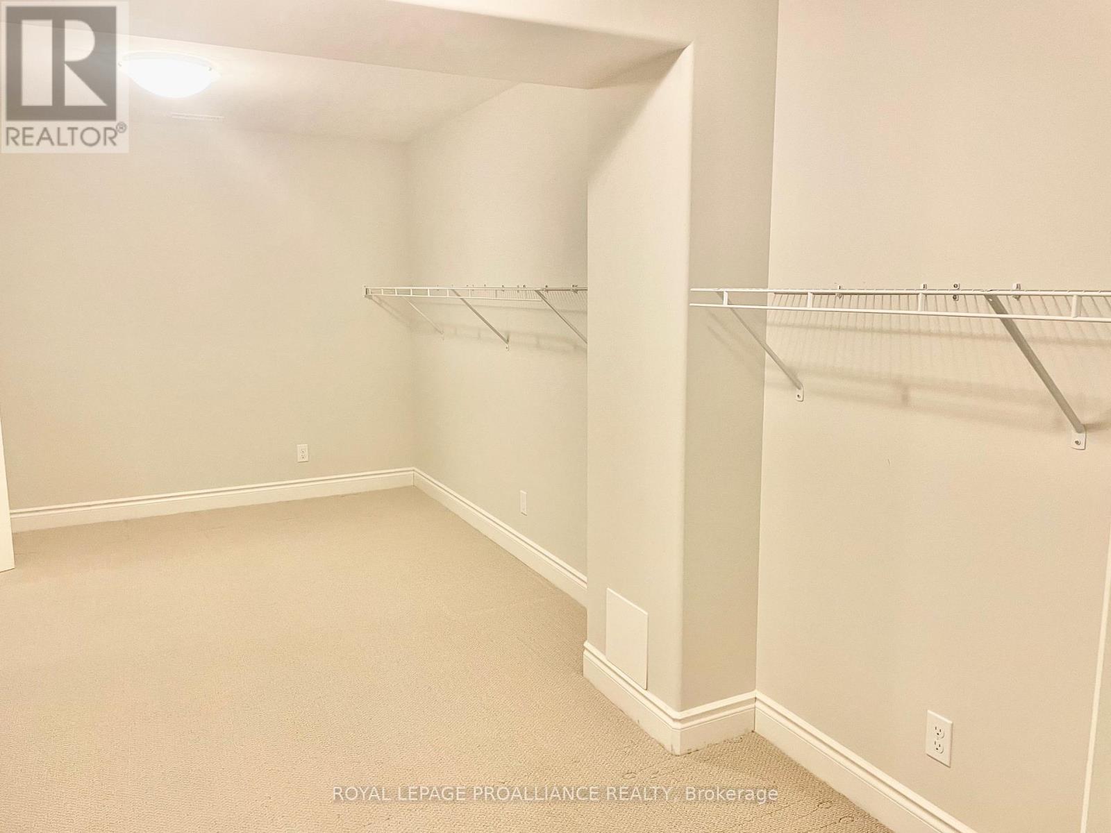 21 Stonecrest Boulevard, Quinte West, Ontario  K8R 0A3 - Photo 6 - X13078746