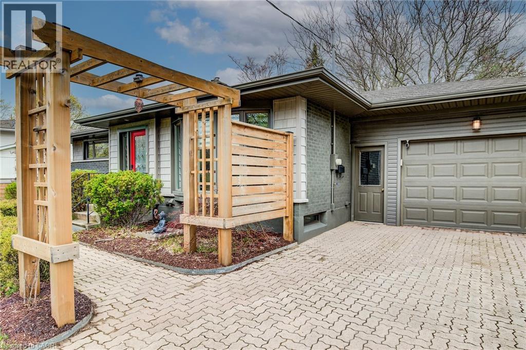 14 Graystone Avenue, Kitchener, Ontario  N2M 4T1 - Photo 5 - 40825662
