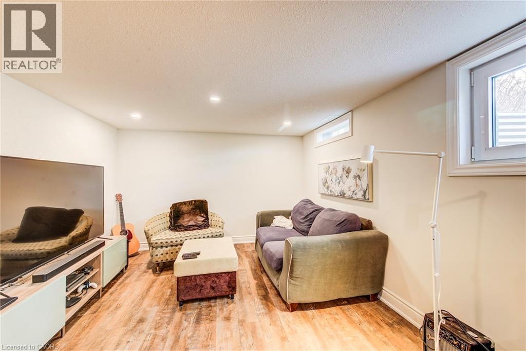 14 Graystone Avenue, Kitchener, Ontario  N2M 4T1 - Photo 36 - 40825662