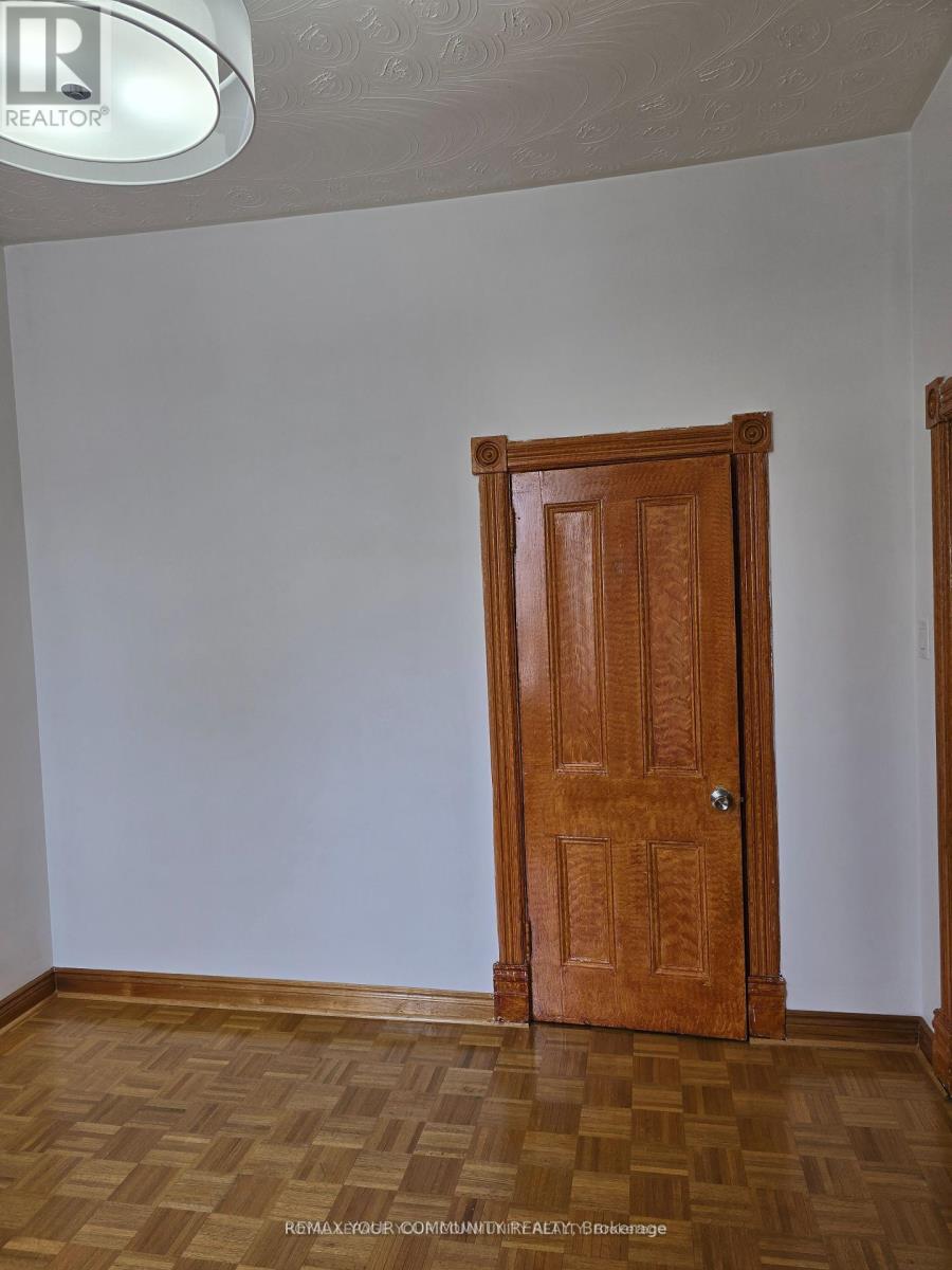 2nd Floor - 46 Ulster Street, Toronto, Ontario  M5S 1E3 - Photo 12 - C13078720