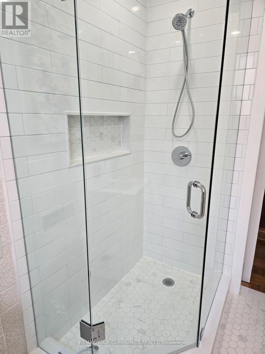 2nd Floor - 46 Ulster Street, Toronto, Ontario  M5S 1E3 - Photo 14 - C13078720