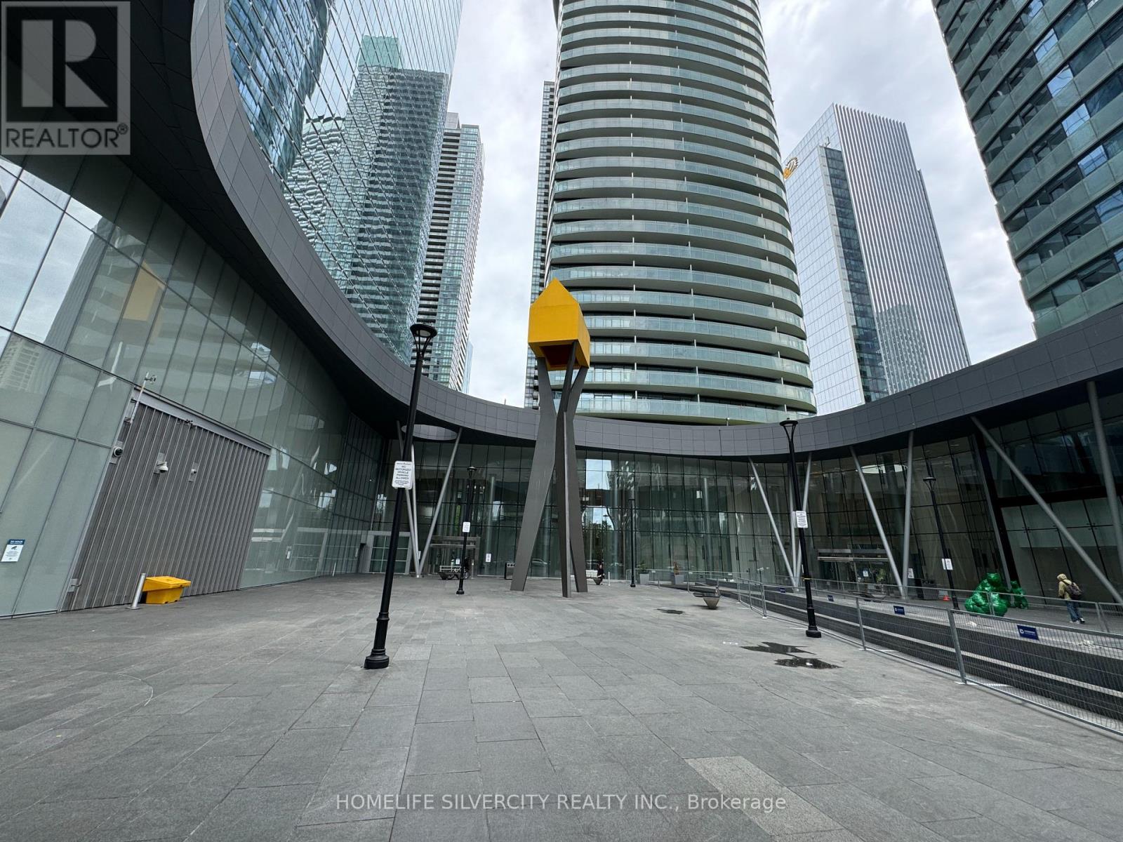 409 - 14 York Street, Toronto, Ontario  M5J 0B1 - Photo 1 - C13078742