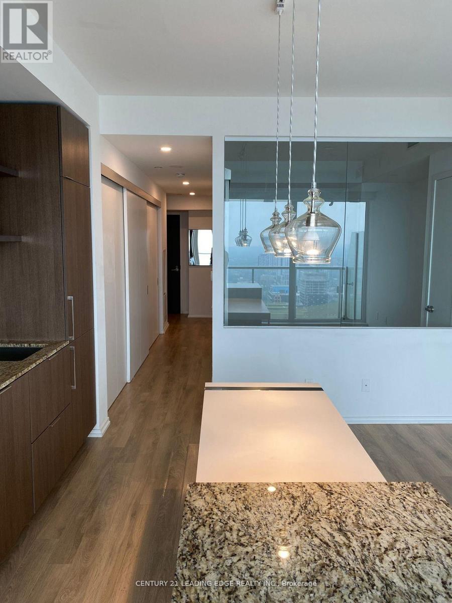 4203 - 197 Yonge Street, Toronto, Ontario  M5B 1M4 - Photo 17 - C13078912